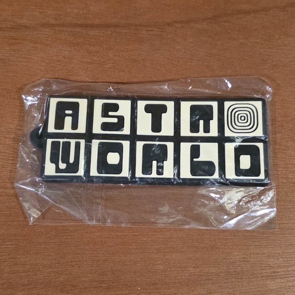 RARE Travis Scott Astroworld 2021 Black and White Keychain